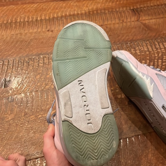 I dont use them much but they are in good condition - Picture 4 of 5